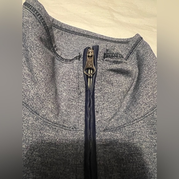 Lululemon Kriss Cross 1/2 Zip - Picture 11 of 15